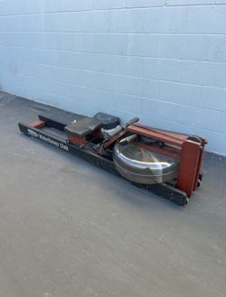 WaterRower Club Rowing Machine with S4 Monitor…. Home Gym fitness….