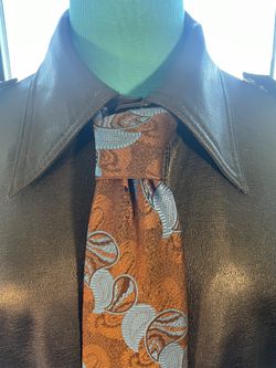 Vintage Lori Michele imported polyester tie