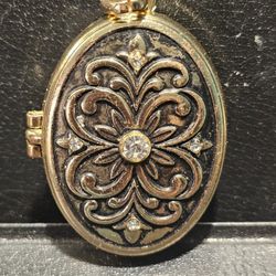 Antique Victorian 9kt Gold Lockett