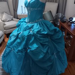 Turquesa Quinciañera Dress 