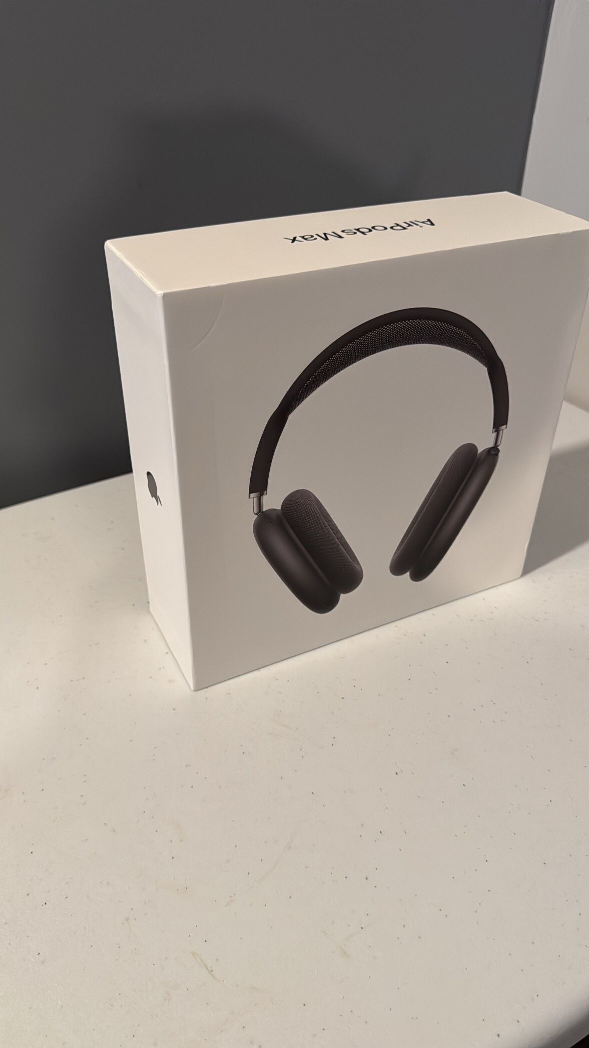 Brand New Apple AirPods Max – Midnight Black