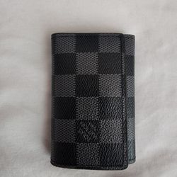 ******LV Keychain Wallet New*****