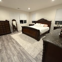 King Size North Shore Ashley Furniture Bedroom Set 