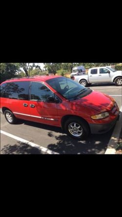 2000 Dodge Minivan