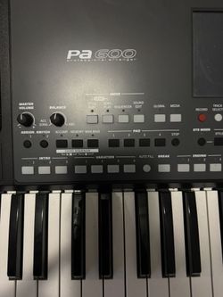 Korg Pa 600