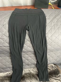 Lululemon pants