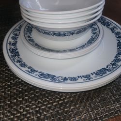 Vintage Corelle Set (12pcs)