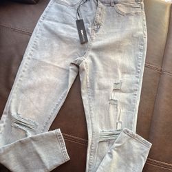 Booty Lifting Skinny Jeans 