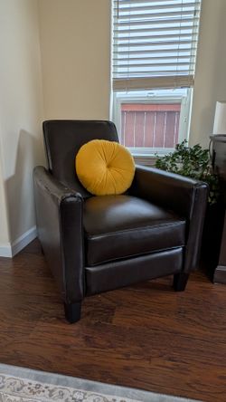 Reclining brown chair