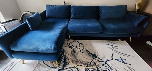 Blue velvet Albany Park Sectional