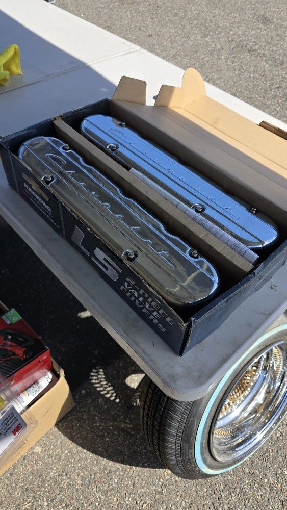 LS HOLLEY CHEVROLET VALVE COVERS