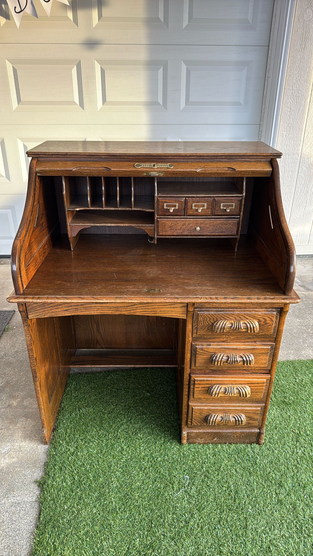 Vintage Roll top Postmaster Desk