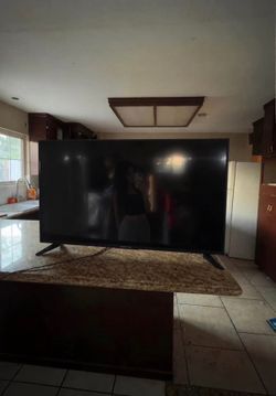 32inch ROKU TV SEND OFFERS