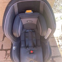 Chicco NEXTFIT Car Seat