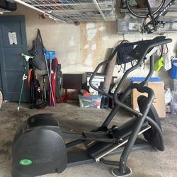 Elliptical Machine-Precor EFX 546