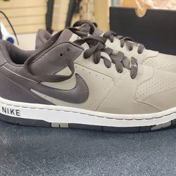 RARE LIMITED EDITION BROWN AND TAN NIKE DUNKS SIZE 8