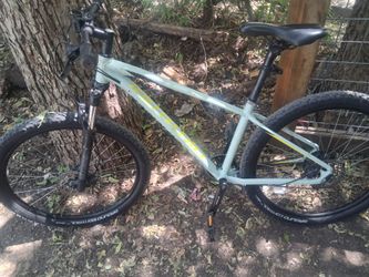 2013 Specialized Pitch Sport — $400