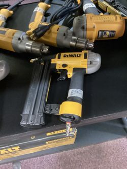 Dewalt Air 18ga Brad Nailer $90