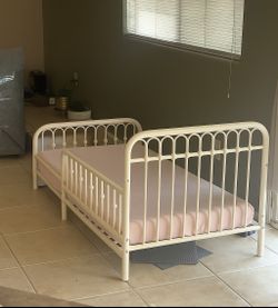 Crib frame and matress