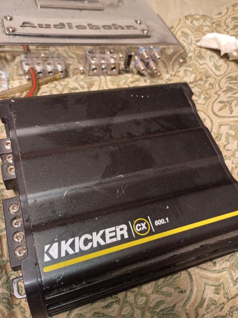 Kicker Amplifier 600.1