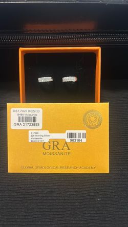 925 Sterling Silver Moissanite earrings