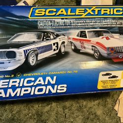 Scaletric Race Car Tracks