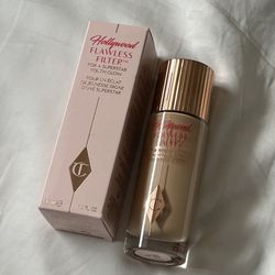 Charlotte Tilbury Hollywood Flawless Filter