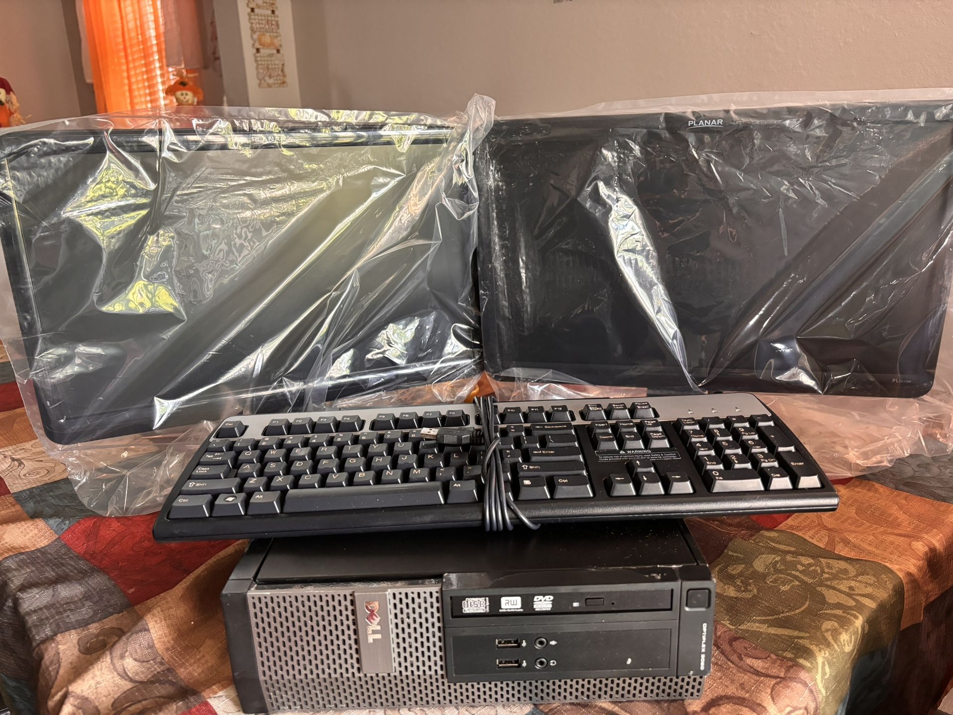 DUAL MONITOR PC