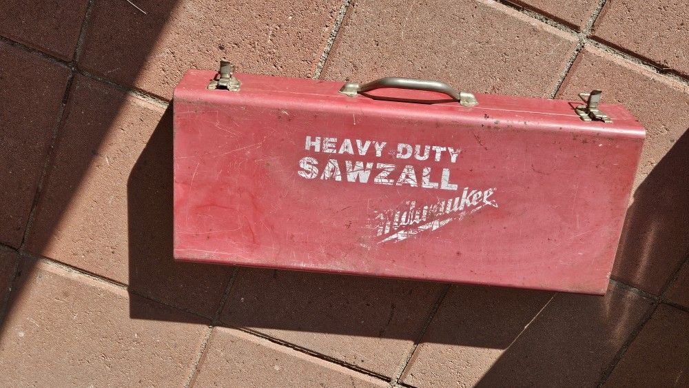 Heavy Duty Milwakee Sawzall W/ Metal Case