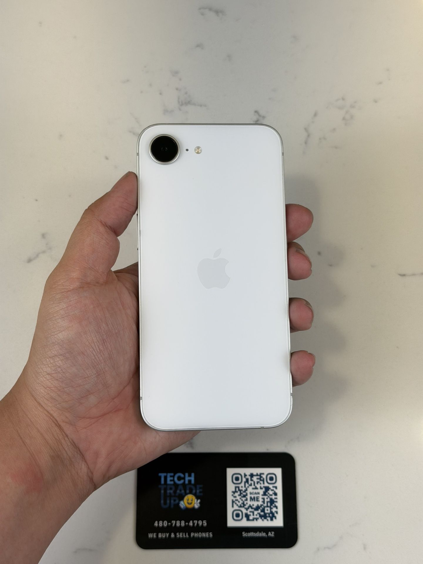 iPhone 16e 128Gb Cricket
