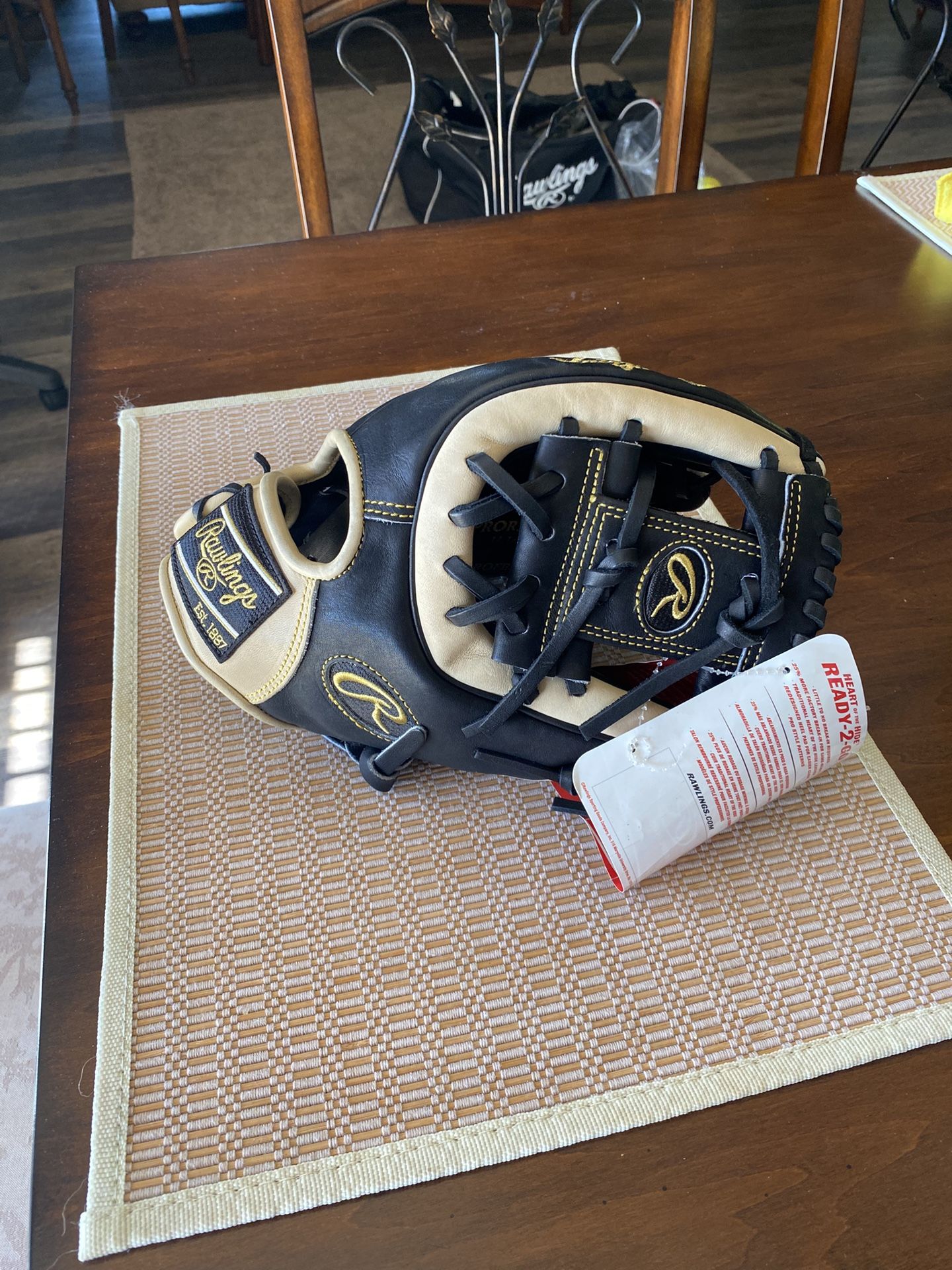 Rawlings Heart Of The Hide/R2G Baseball Glove