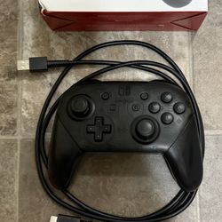 Nintendo Switch Pro Controller