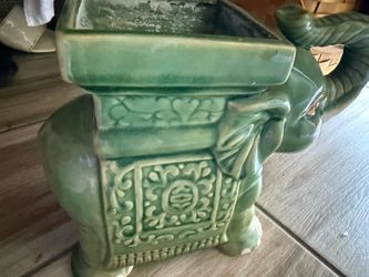 Vintage Hollywood Regency Ceramic Elephant Garden Stool Plant Stand – Green