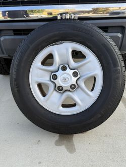 Toyota Tundra 2020 Tires
