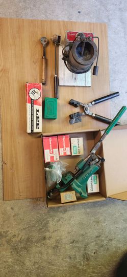 Bullet casting equipment