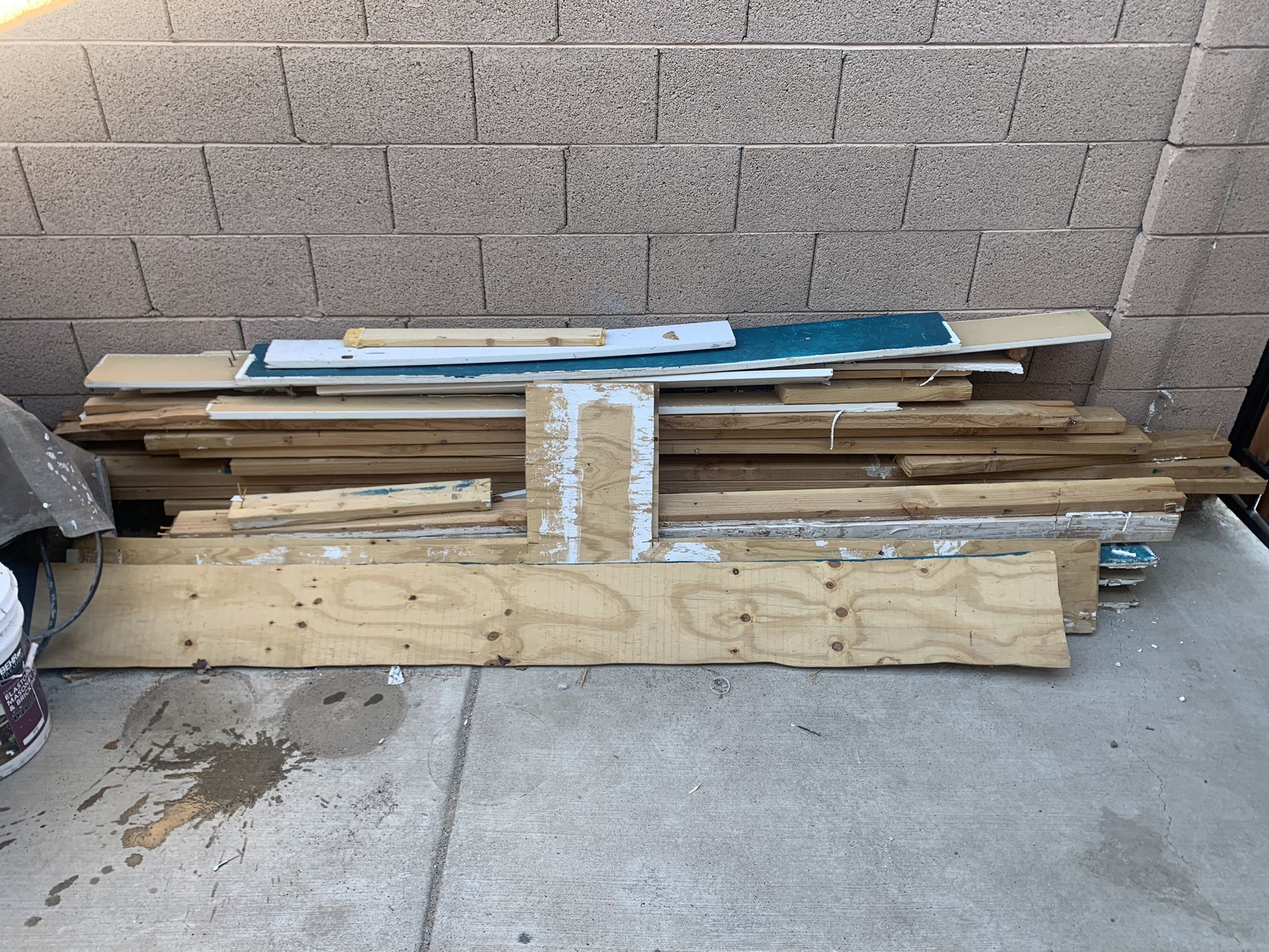 Free Lumber for Sale in Phoenix, AZ OfferUp