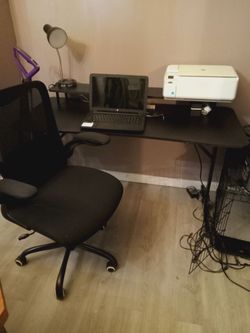 Hp laptop and hp printer with desk and chair and lamp cash only 120 for everything