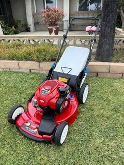 TORO Recycler  22" SMARTSTOW Variable Speed High Wheel Self propel Lawn Mower