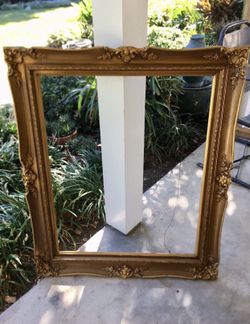 Vintage Gold Frame * Large 24 x 36 * Ornate / Solid Wood