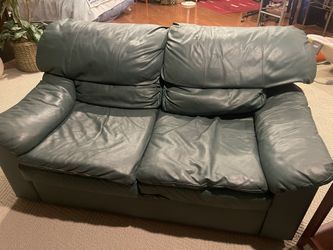 Love seat Leather $25