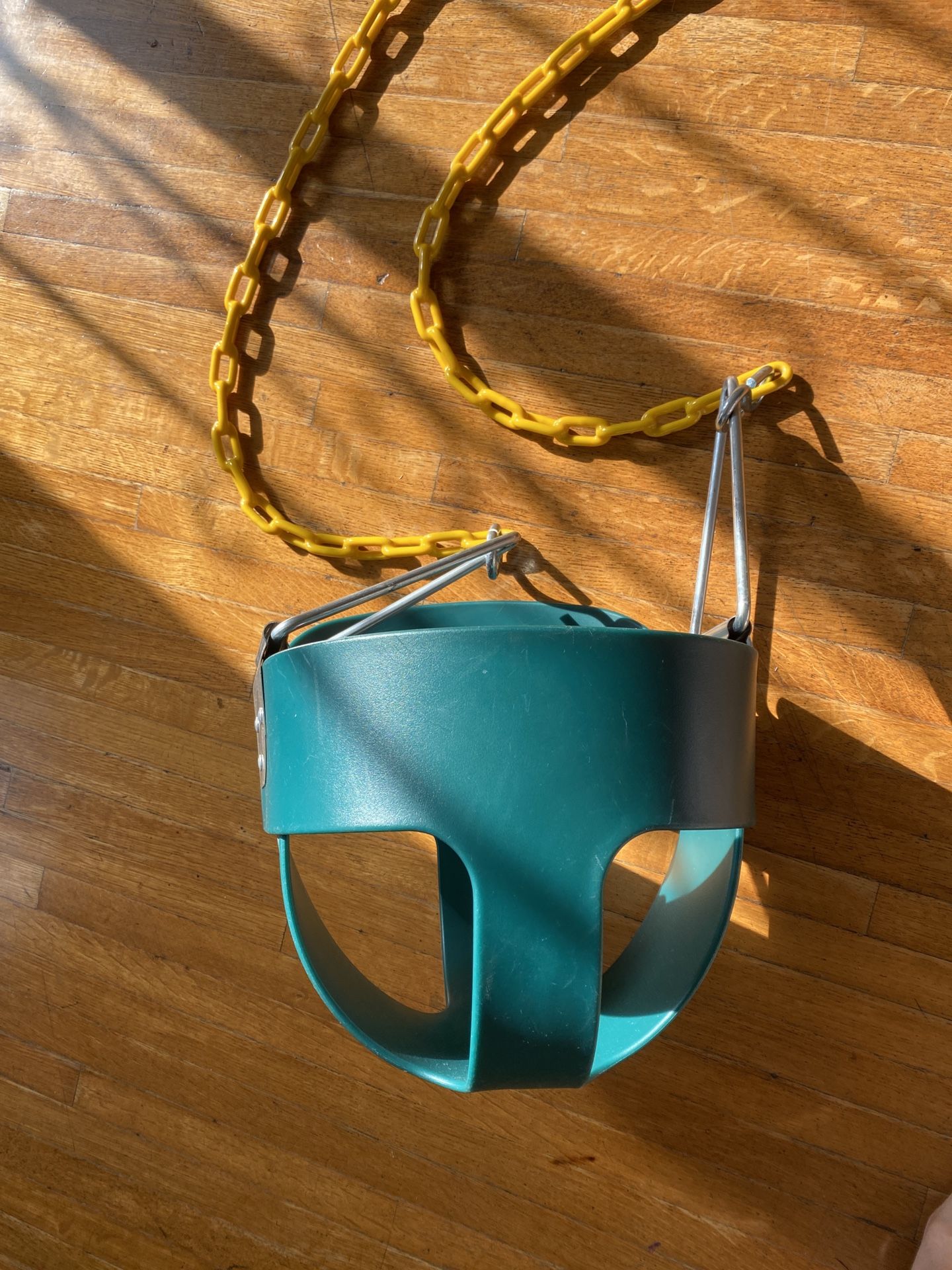 Kids Jungle Gym Swing And Pull-up Bar