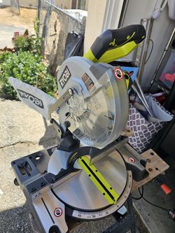 RYOBI
14 Amp Corded 10 in. Compound Miter Saw with LED Cutline Indicator