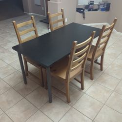 IKEA Kitchen Table And 4 Chairs