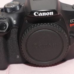 Canon Rebel T6 Camera