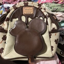 Loungefly Mickey Mouse 