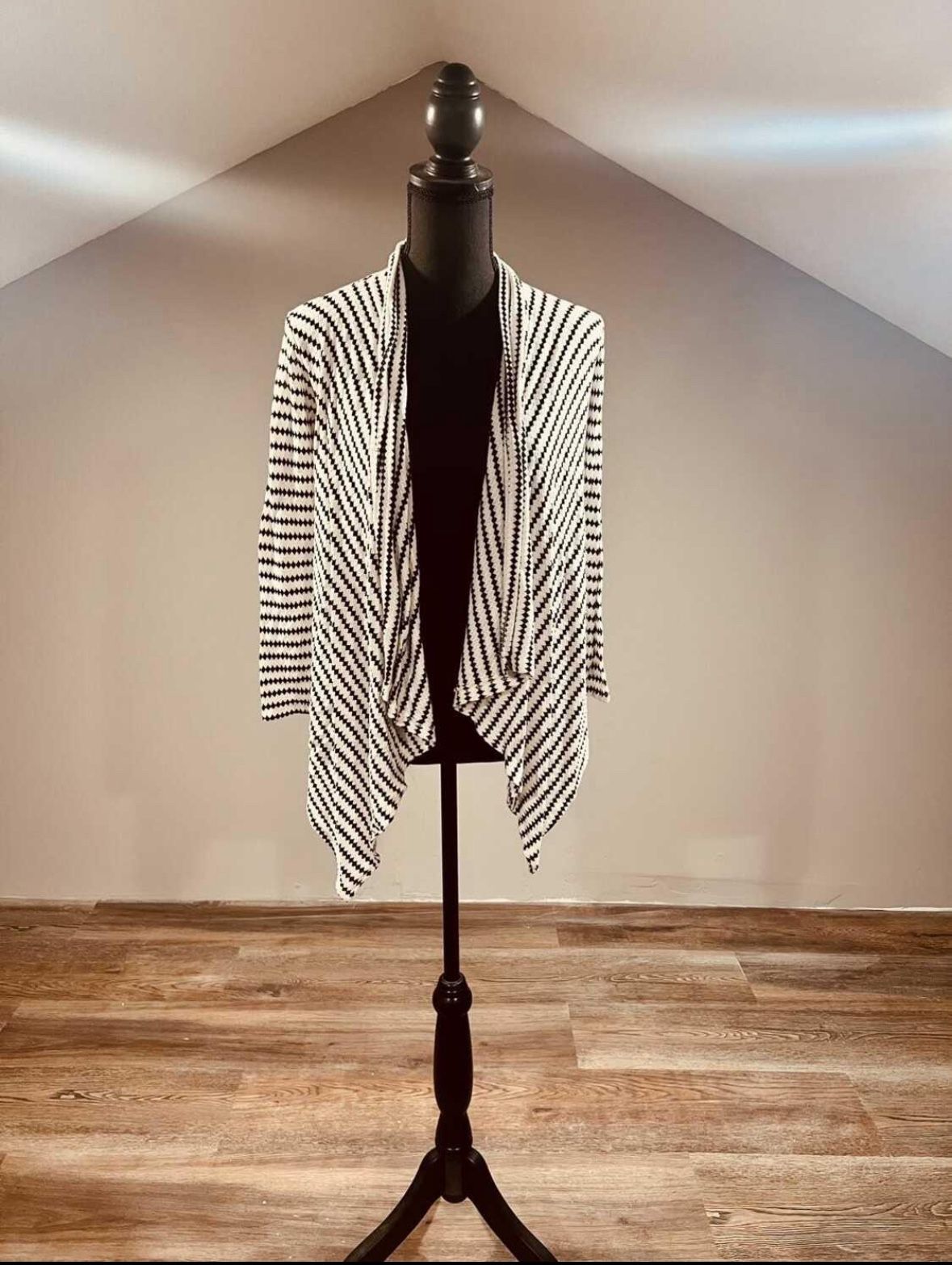 Small Black & White Cardigan