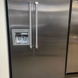 VIKING 48”WIDE BUILT IN STAINLESS STEEL REFRIGERATOR 