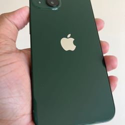 iPhone 13 , Unlocked   for all Company Carrier ,  Excellent Condition Like New 