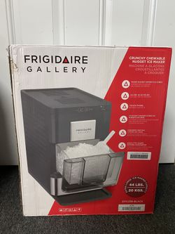 Frigidaire EFIC256-BLACK Countertop Nugget Ice Maker