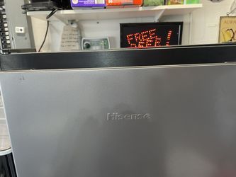 Portable Fridge 1.6 Cu Ft
